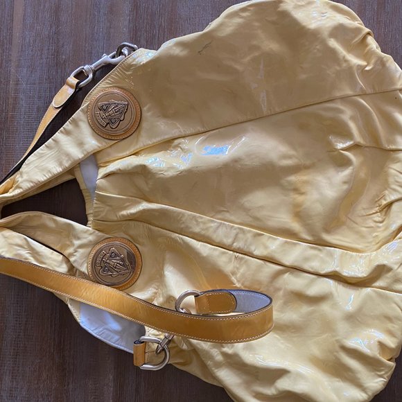 AUTHENTIC GUCCI HYSTERIA PATENT LEATHER HOBO BAG - Picture 5 of 16